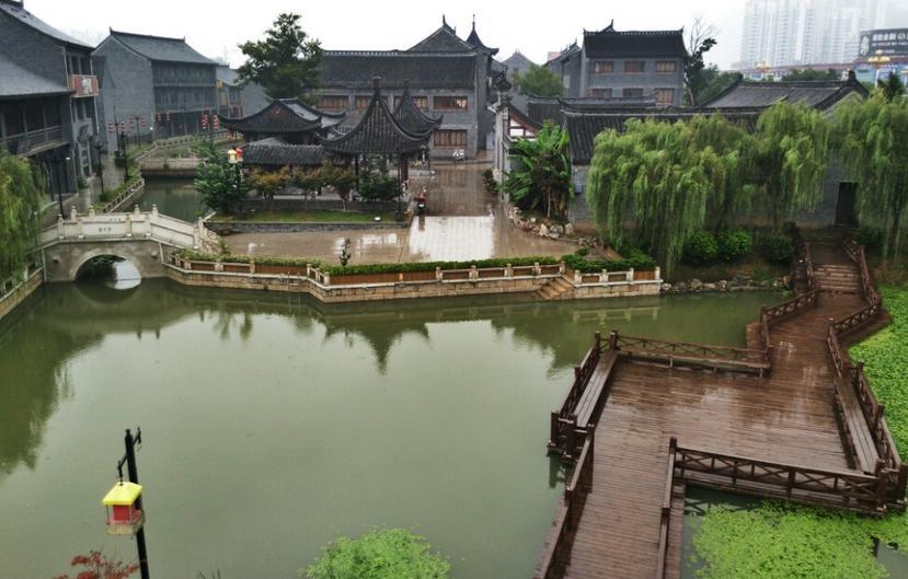 虫虫助手下载